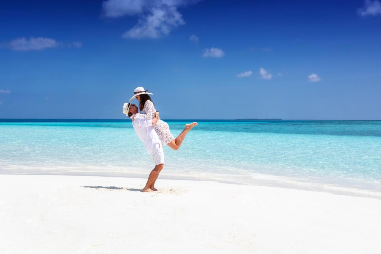 Avani Plus Fares Maldives Resort - 50 Percent Off On Seaplane Transfer For Minimum Stay Of 3 Nights And More For Stays Until 31 October 2025 Kendhoo Eksteriør bilde