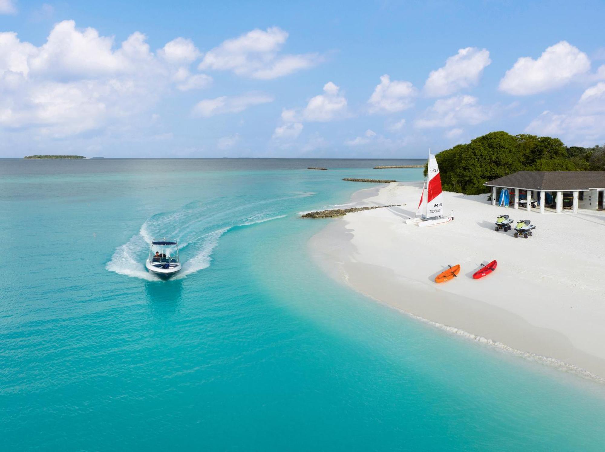 Avani Plus Fares Maldives Resort - 50 Percent Off On Seaplane Transfer For Minimum Stay Of 3 Nights And More For Stays Until 31 October 2025 Kendhoo Eksteriør bilde